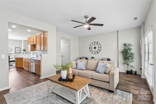 12417 Blossoming Ct, Charlotte, NC 28273 - photo 9