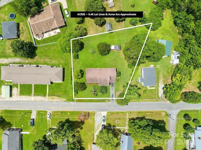 636 Hillcrest St, Hudson, NC 28638 - photo 2
