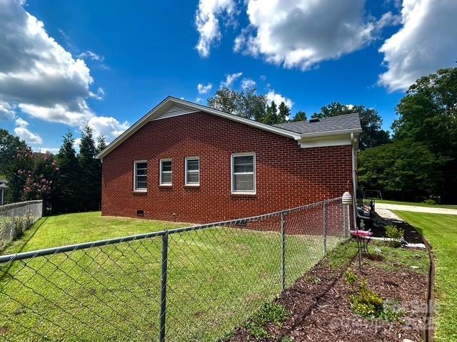 607 6th Street Ct NW, Conover, NC 28613 - photo 8
