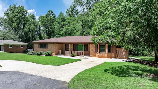 3195 Meadowbrook St, Valdese, NC 28690 - photo 3