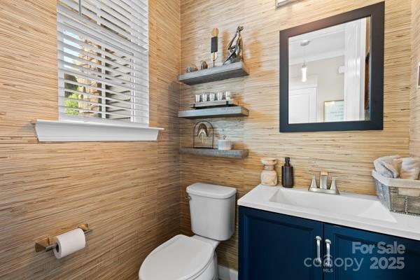 5860 Clan Maclaine Dr, Charlotte, NC 28278 - photo 13