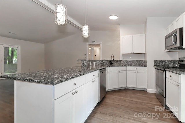 6409 Pineburr Ct, Charlotte, NC 28211 - photo 10