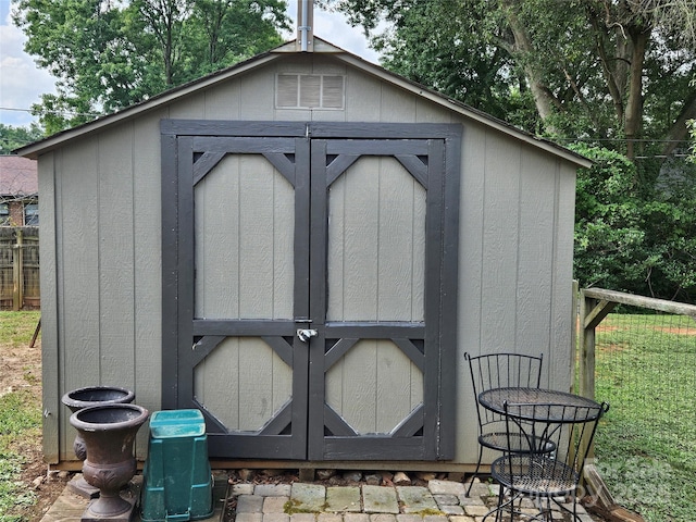 818 S Laurel St, Lincolnton, NC 28092 - photo 28