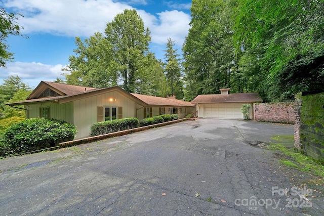 1315 Glen Cannon Dr, Pisgah Forest, NC 28768 - photo 2