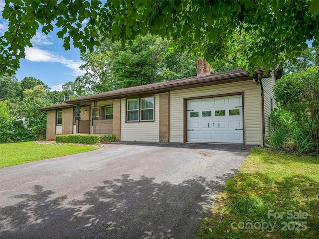 131 Maywood Rd, Hendersonville, NC 28792 - photo 4