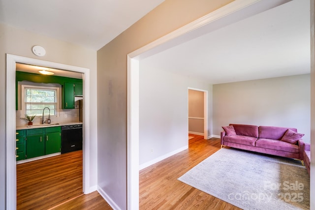 3518 Donovan Pl, Charlotte, NC 28215 - photo 4