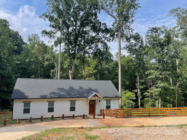 6524 Mintbrook Dr, Mint Hill, NC 28227 - photo 2