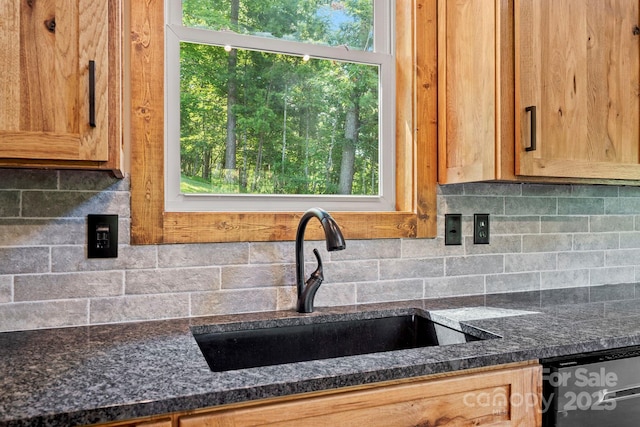 211 Wimbledon Ct, Leicester, NC 28748 - photo 13