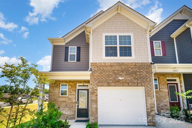 6005 Chelsea Oaks Rdg, Tega Cay, SC 29708 - photo 2