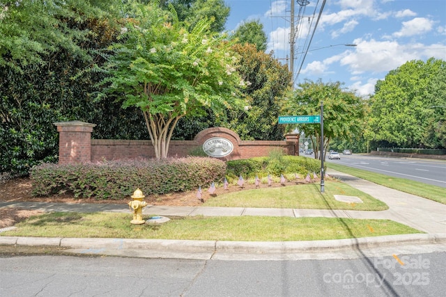 11921 Lambert Bridge Dr, Charlotte, NC 28270 - photo 27