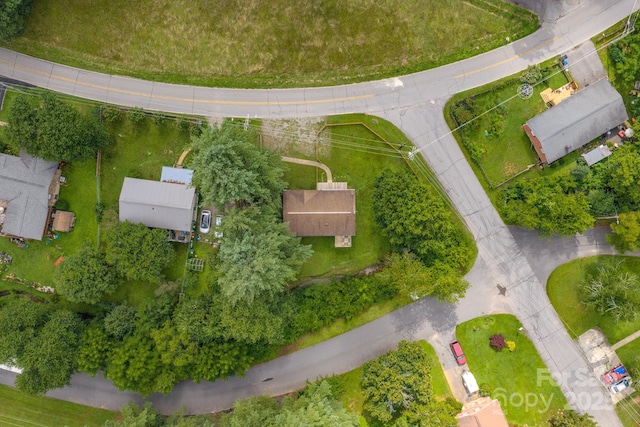 204 Oakdale Rd, Waynesville, NC 28786 - photo 25