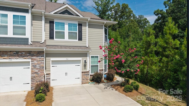 761 Little Bluestem Dr, Clover, SC 29710 - photo 2