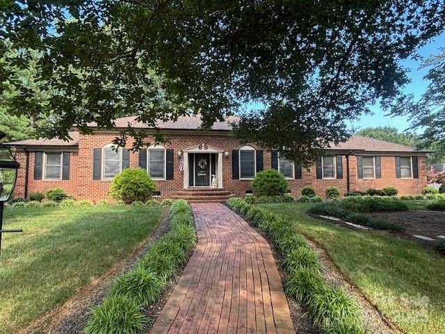 1201 Colonial Dr, Albemarle, NC 28001 - photo 18