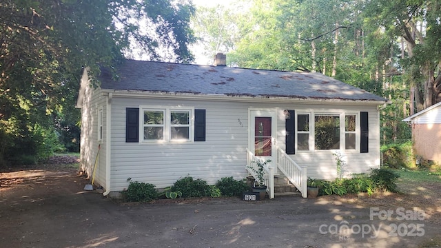 601 E John St, Matthews, NC 28105 - photo 2