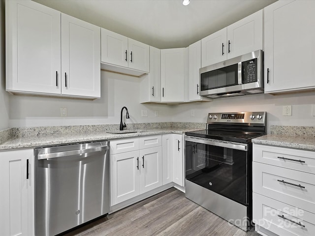 3201 Decapolis Dr, Charlotte, NC 28215 - photo 3