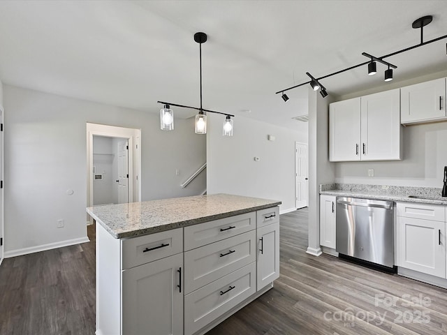 3201 Decapolis Dr, Charlotte, NC 28215 - photo 4
