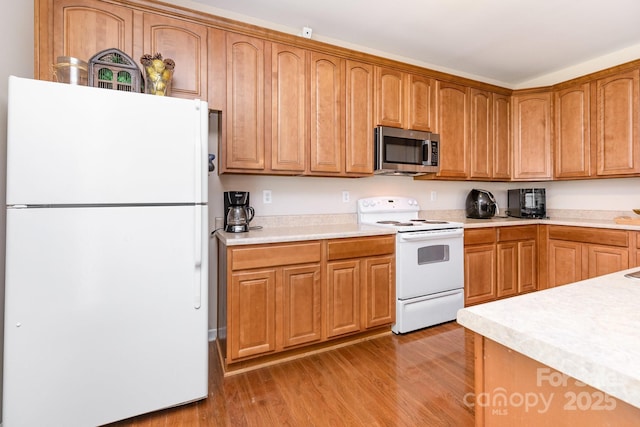 9702 Fernspray Rd, Charlotte, NC 28215 - photo 14