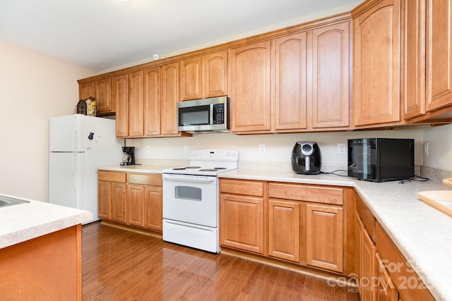 9702 Fernspray Rd, Charlotte, NC 28215 - photo 17