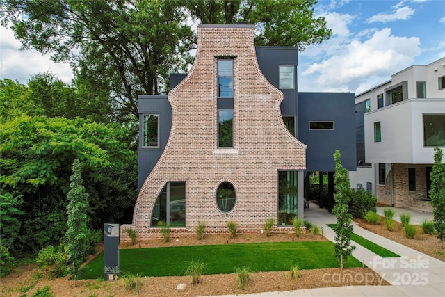 715 Charles Ave, Charlotte, NC 28205 - photo 2
