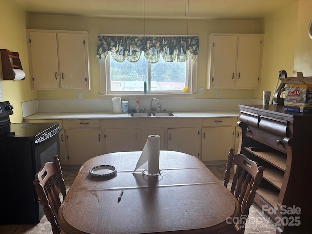164 N Mitchell Ave, Bakersville, NC 28705 - photo 10