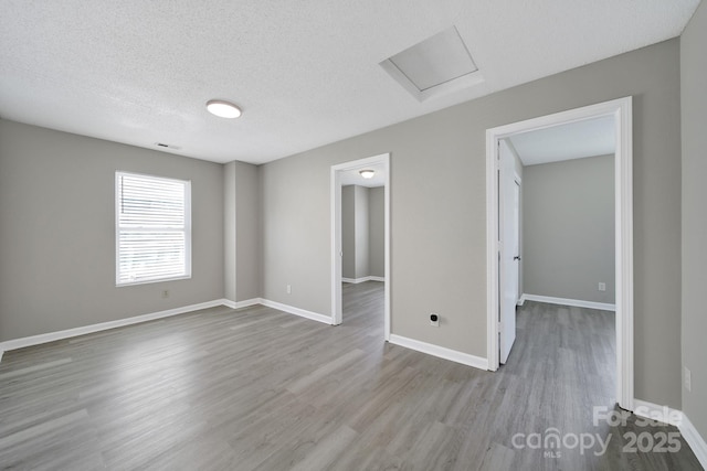2707 Cochrane Dr, Charlotte, NC 28269 - photo 23