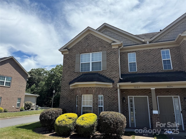 5687 Stafford Rd, Charlotte, NC 28215 - photo 2