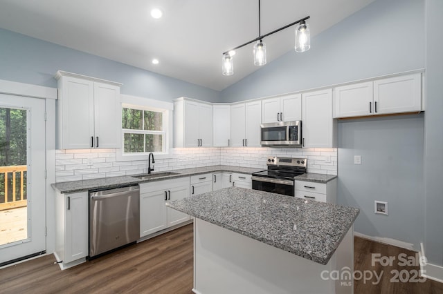 1466 W 7th St, Newton, NC 28658 - photo 9