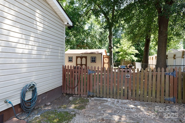 206 Hawthorne Ln, Clover, SC 29710 - photo 22