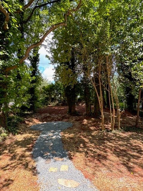 2501 Thornton Rd, Charlotte, NC 28208 - photo 2