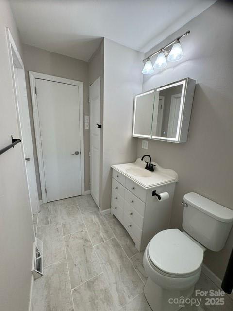 2501 Thornton Rd, Charlotte, NC 28208 - photo 12