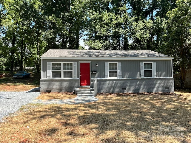 2501 Thornton Rd, Charlotte, NC 28208 - photo 1