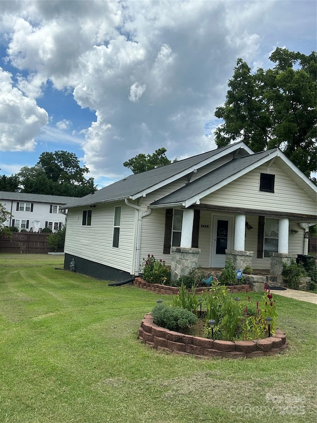 1208 N Davis Ave, Newton, NC 28658 - photo 1