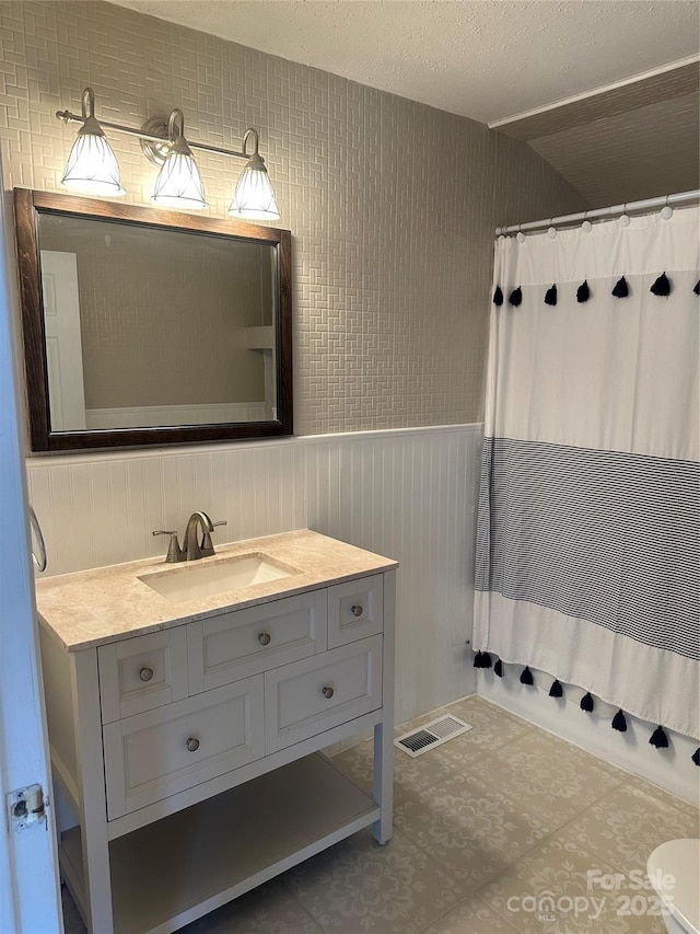 1208 N Davis Ave, Newton, NC 28658 - photo 26