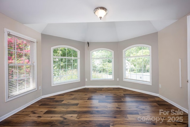 2624 Mt Isle Harbor Dr, Charlotte, NC 28214 - photo 5