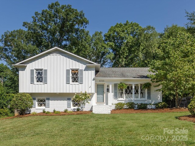 6720 Brookmeade Dr, Charlotte, NC 28226 - photo 1