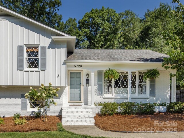 6720 Brookmeade Dr, Charlotte, NC 28226 - photo 4
