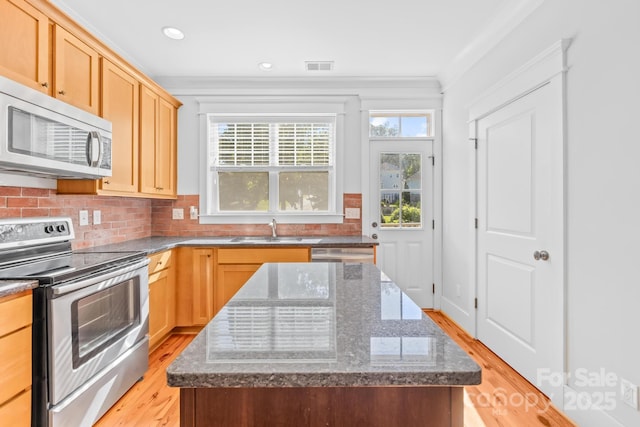 605 Village Main Cir, Davidson, NC 28036 - photo 10