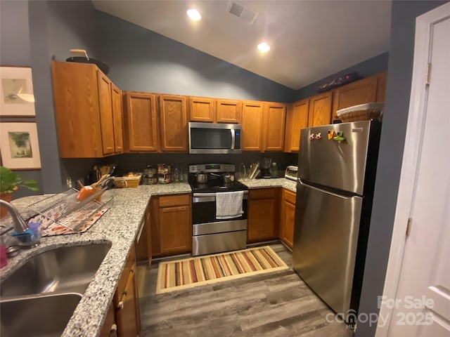 7224 Michaels Landing Dr, Charlotte, NC 28262 - photo 15