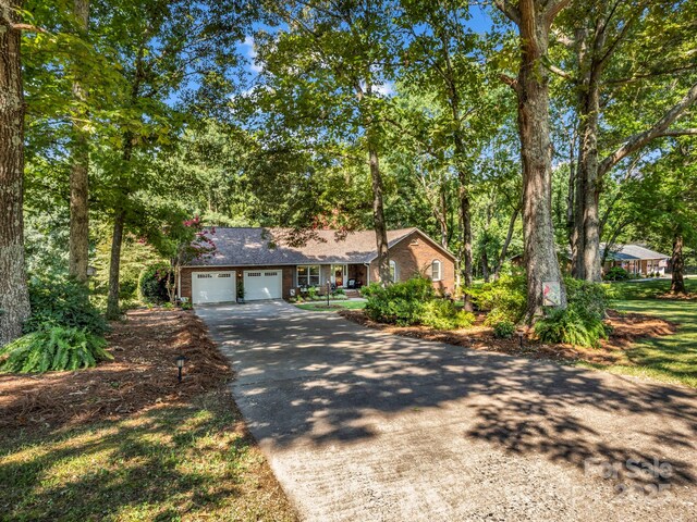 869 Hunting Ave, Lincolnton, NC 28092 - photo 38