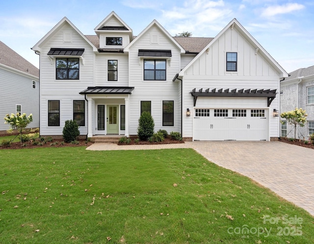 6906 Providence Ln W, Charlotte, NC 28226 - photo 1