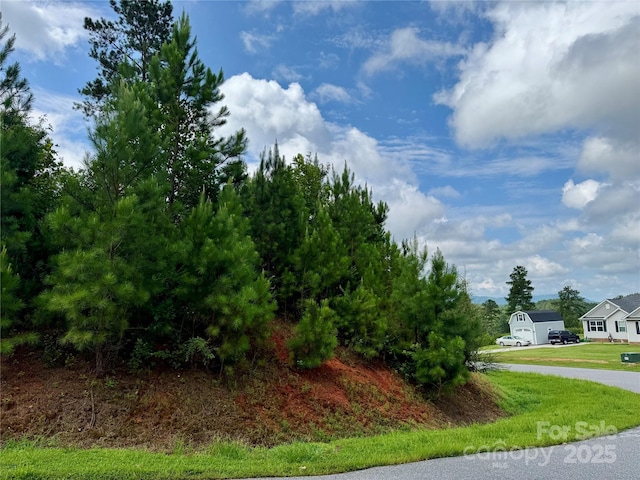 2039 Lake Vista Dr NE Unit 38, Connelly Springs, NC 28612 - photo 3