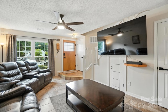 6422 Windsor Gate Ln, Charlotte, NC 28215 - photo 4