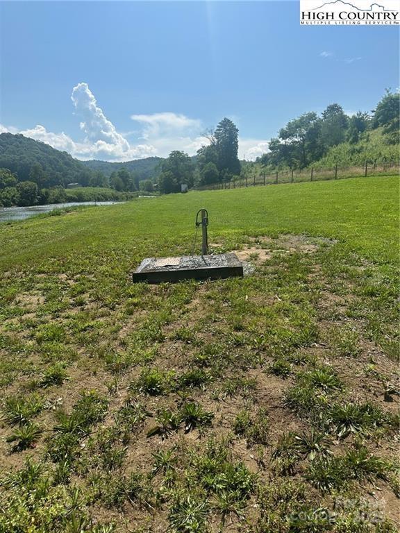 123 Railroad Grade Rd, Todd, NC 28684 - photo 27