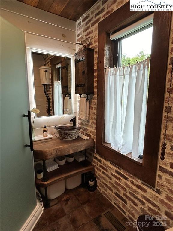 972 W Deep Ford Rd, Lansing, NC 28643 - photo 28
