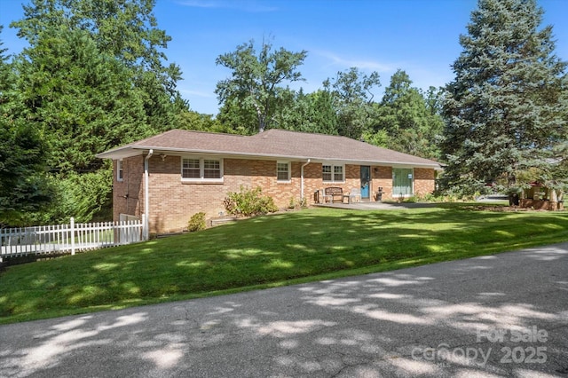441 Hillcrest Cir, Hendersonville, NC 28792 - photo 1