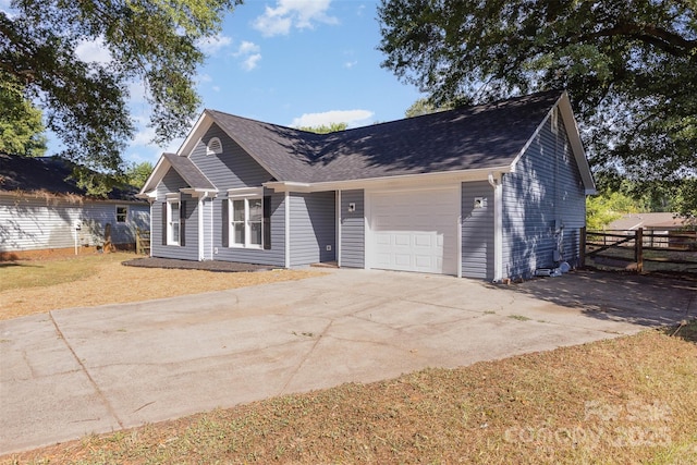 14806 Karina Falls Ct, Charlotte, NC 28273 - photo 3