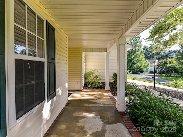 6027 Edinmeadow Ln, Charlotte, NC 28269 - photo 8