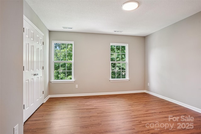8019 Kings Creek Dr, Charlotte, NC 28273 - photo 28