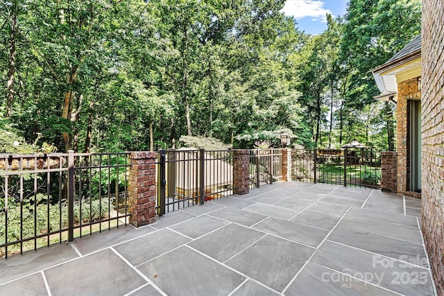 1043 Rolling Green Dr, Newton, NC 28658 - photo 37