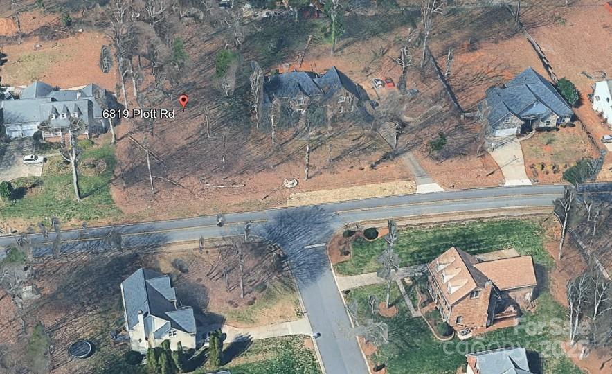 6819 Plott Rd, Charlotte, NC 28215 - photo 1